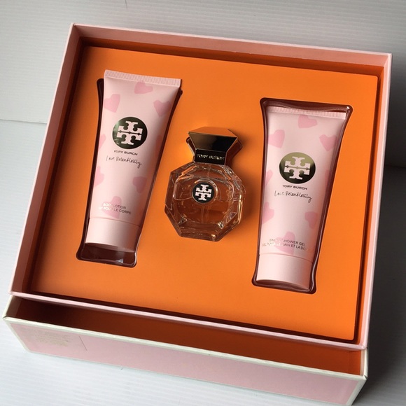 tory burch love relentlessly perfume set
